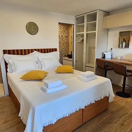 Hedonist Hvar With Jacuzzi * חוואר