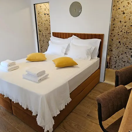 Hedonist Hvar With Jacuzzi Appartamento