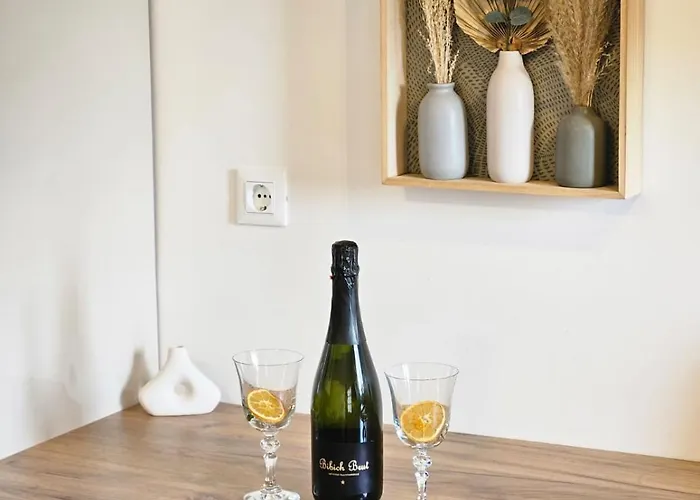 Hedonist Hvar With Jacuzzi *