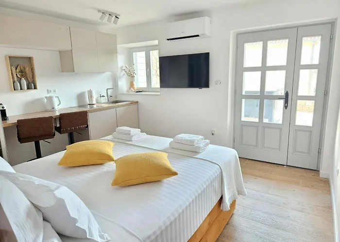 Apartmán Hedonist Hvar With Jacuzzi